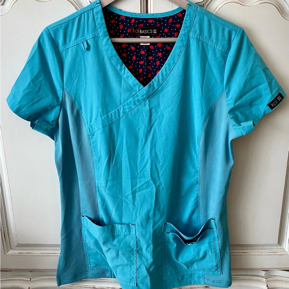 Koi Basics Aqua Scrub Top